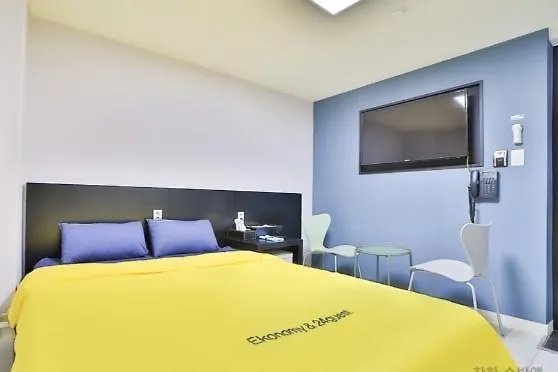 Ekonomy Nampo Motel Pusan